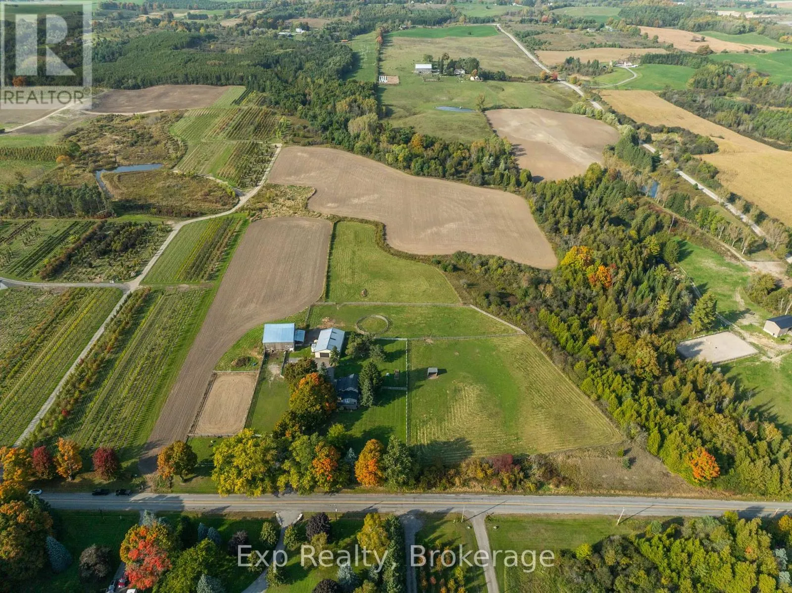 772 TOWNLINE ROAD W