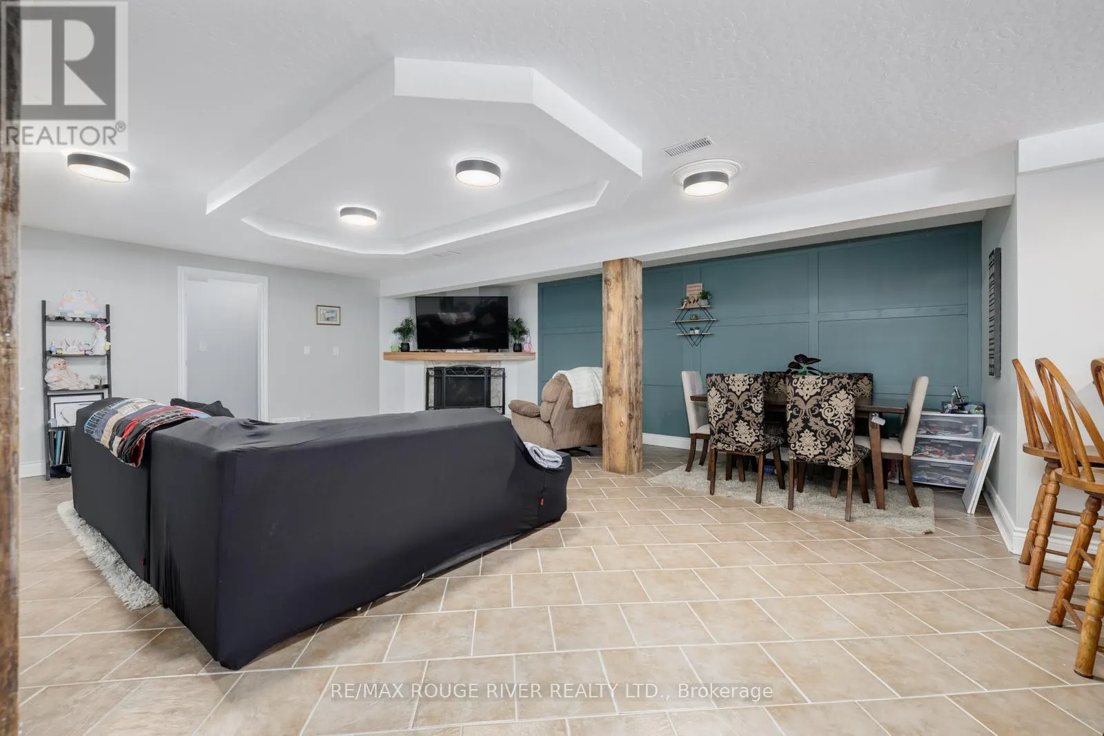 11 MIKELEN DRIVE