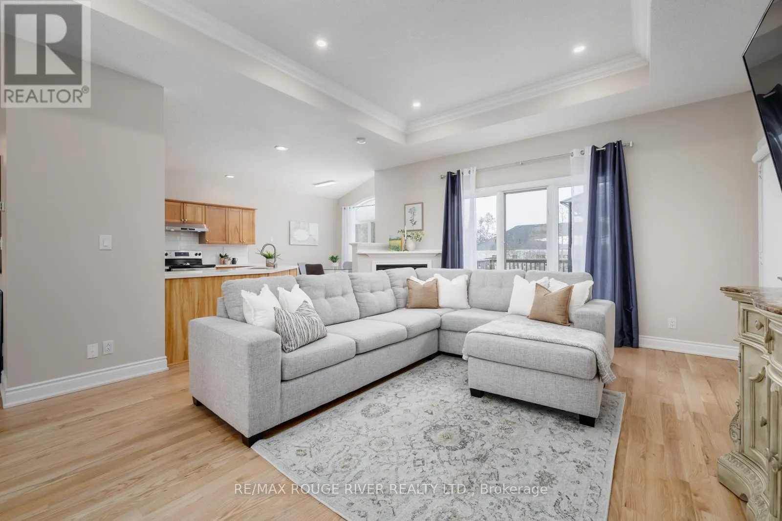 11 MIKELEN DRIVE
