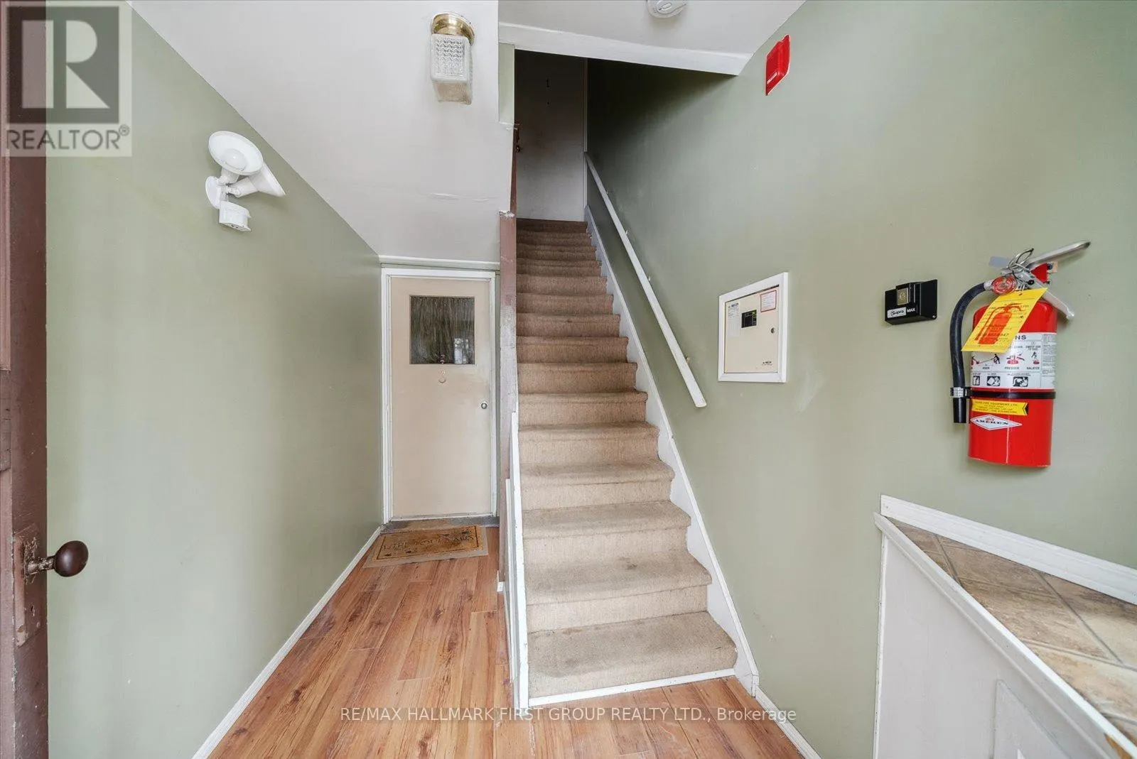 219 COCHRANE STREET