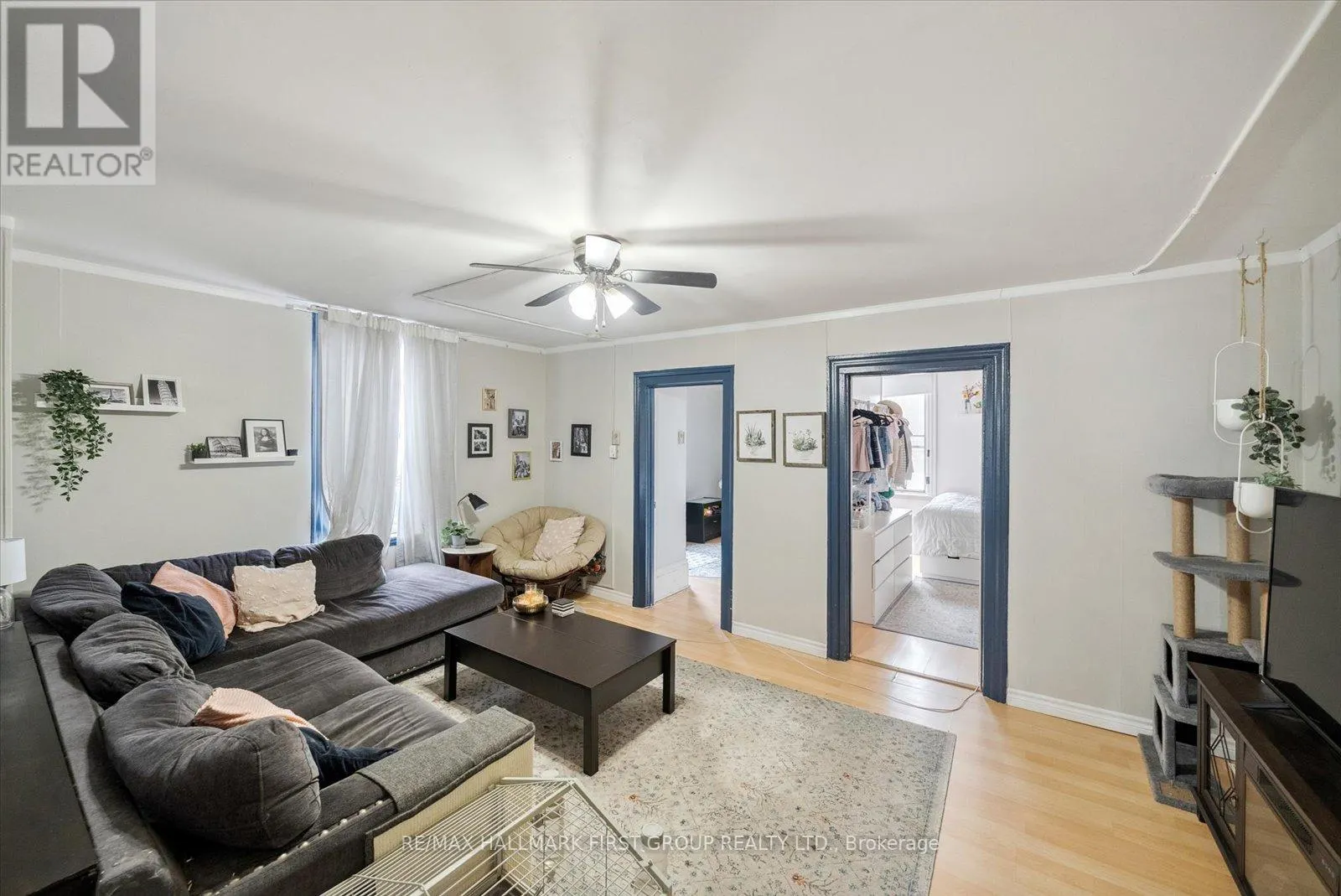 219 COCHRANE STREET