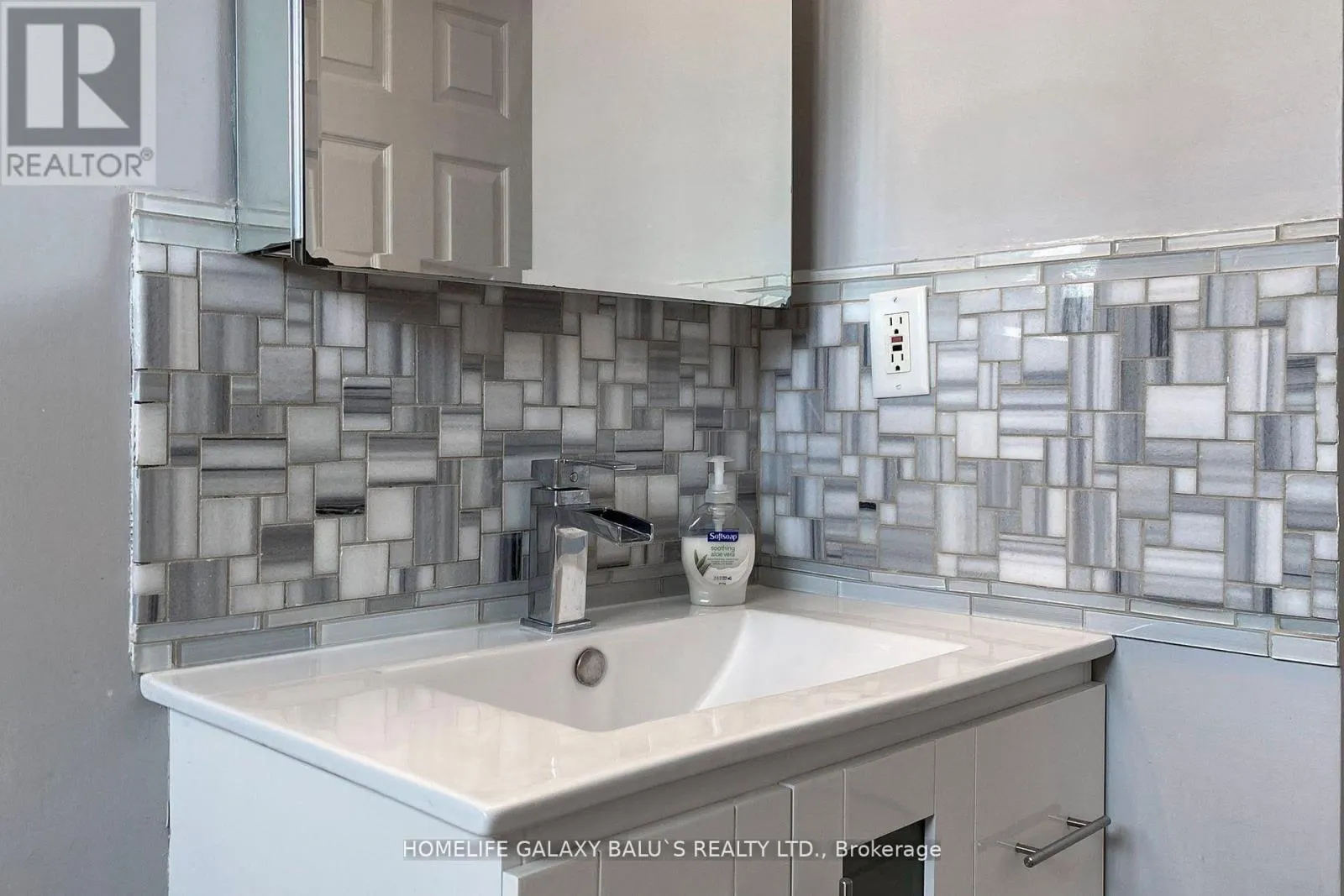---MAIN - 2049 BLUE RIDGE CRESCENT