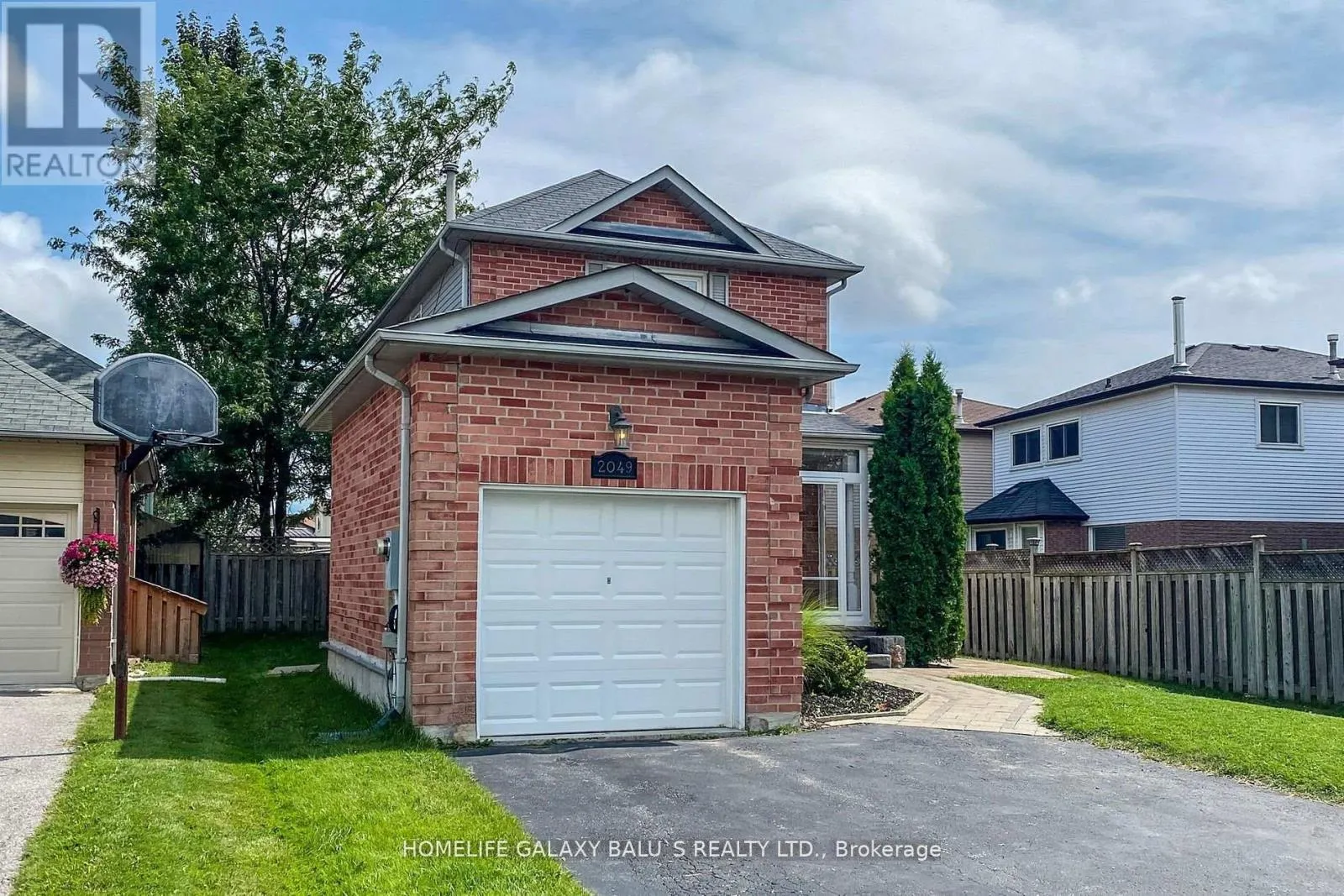 ---MAIN - 2049 BLUE RIDGE CRESCENT