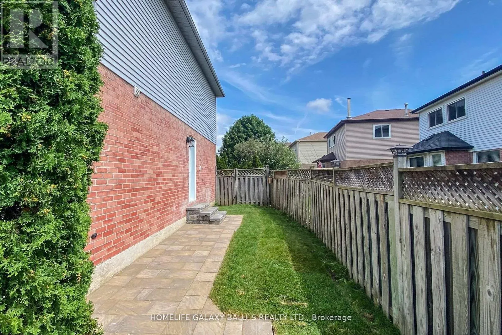 ---MAIN - 2049 BLUE RIDGE CRESCENT