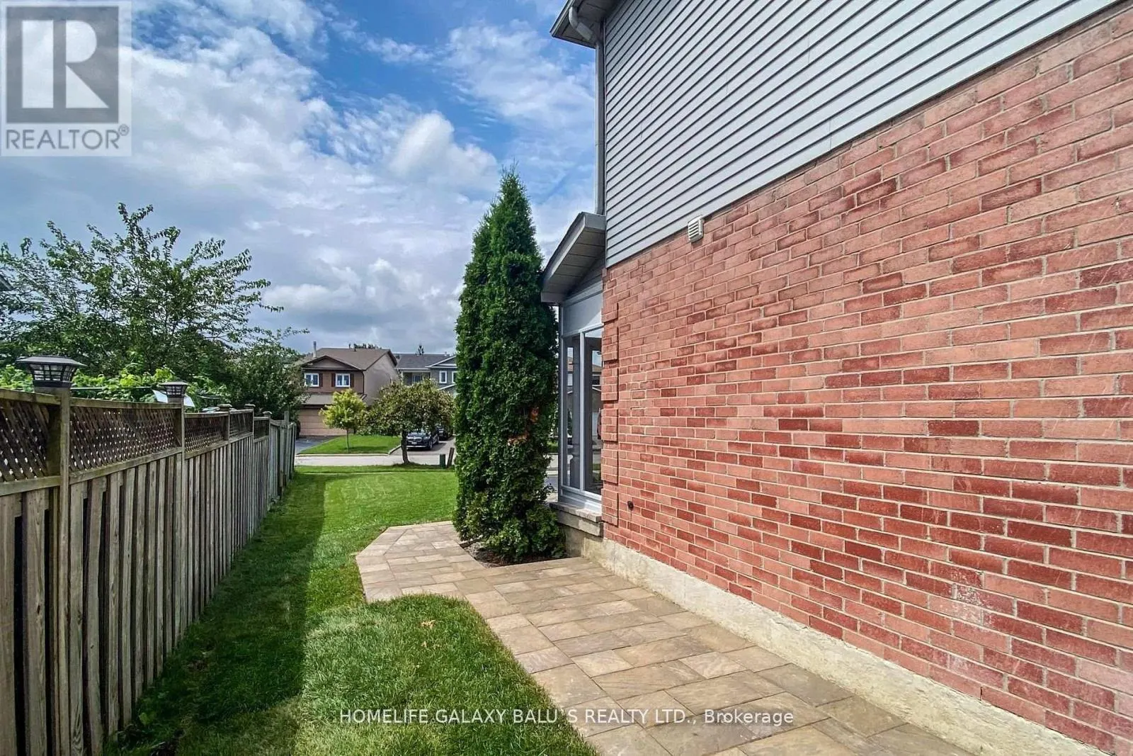 ---MAIN - 2049 BLUE RIDGE CRESCENT
