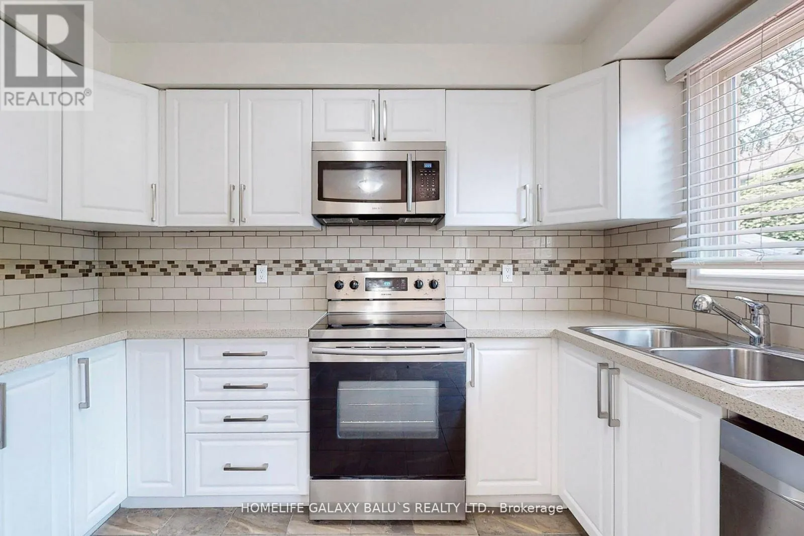 ---MAIN - 2049 BLUE RIDGE CRESCENT