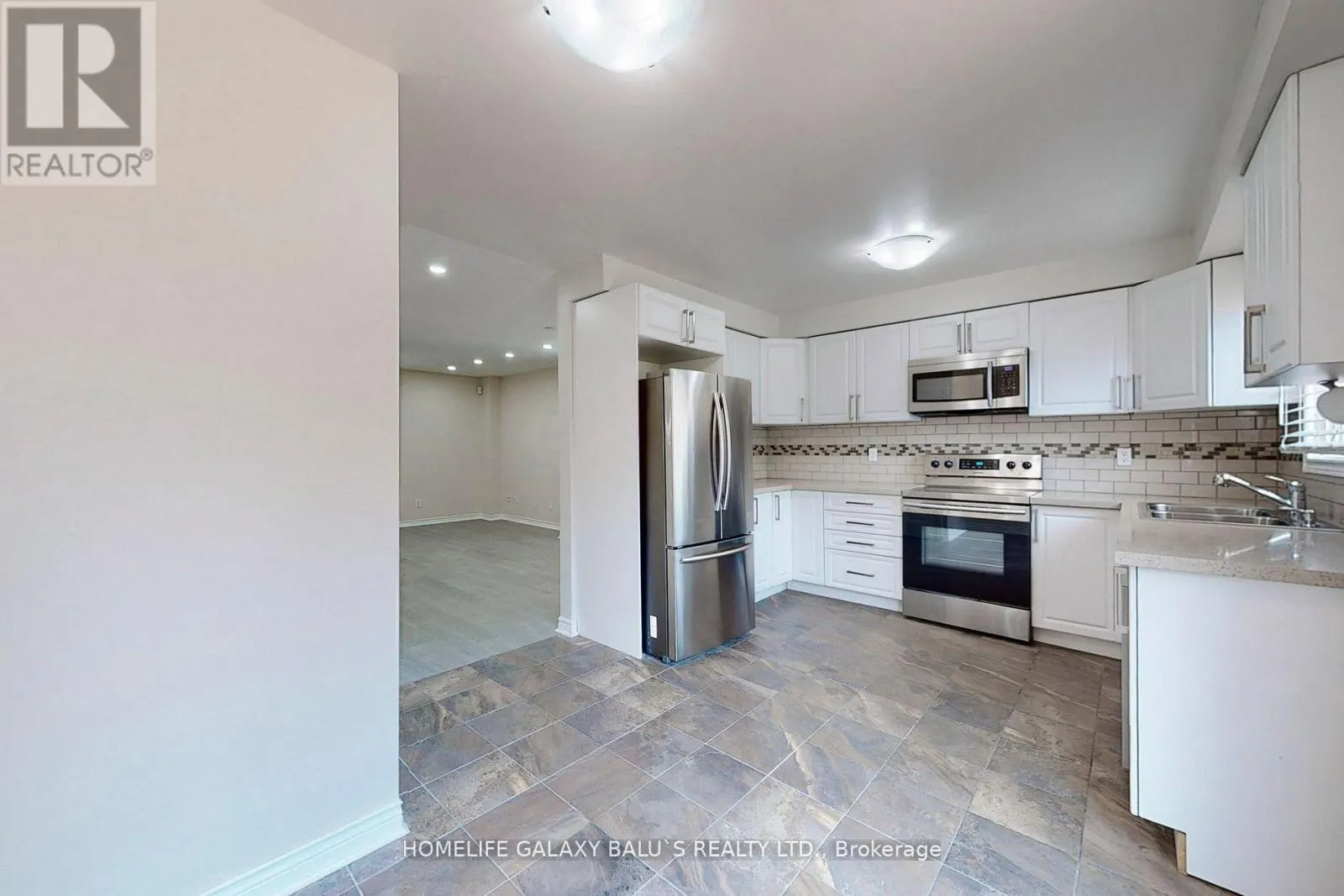---MAIN - 2049 BLUE RIDGE CRESCENT