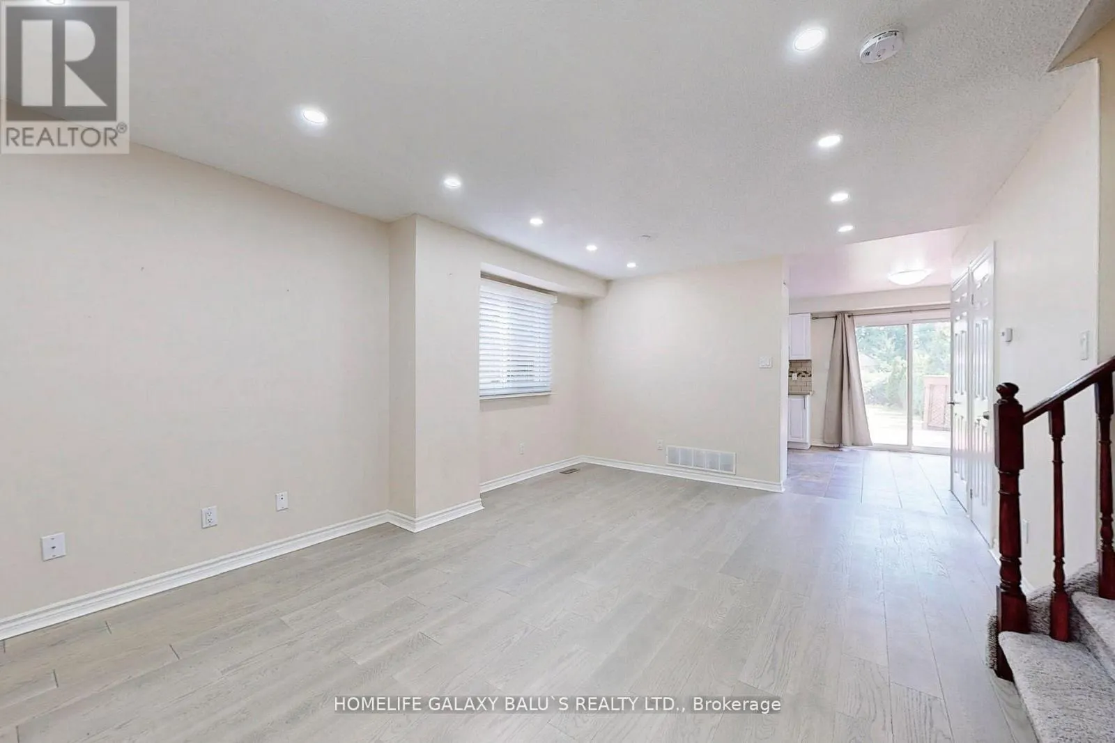 ---MAIN - 2049 BLUE RIDGE CRESCENT