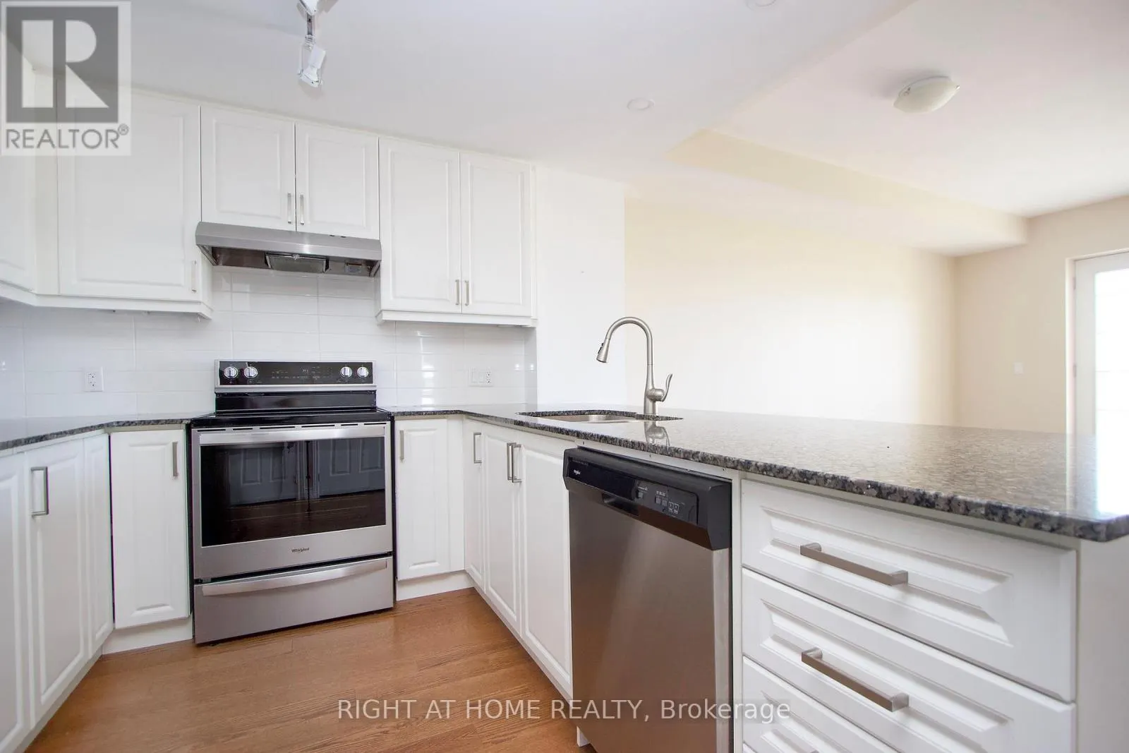 405 - 21 BROOKHOUSE DRIVE, #405