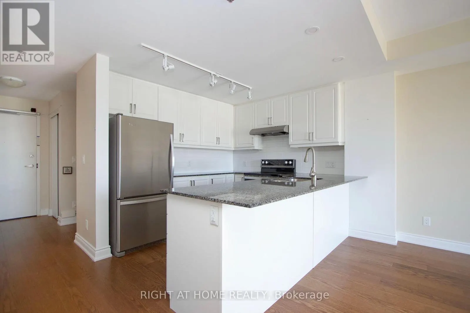405 - 21 BROOKHOUSE DRIVE, #405