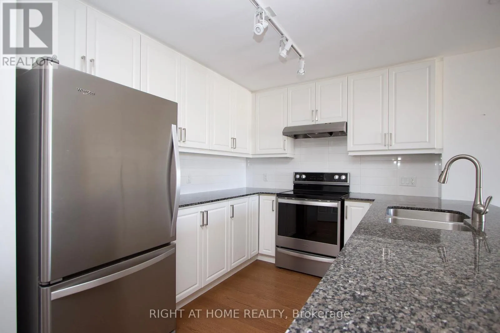 405 - 21 BROOKHOUSE DRIVE, #405