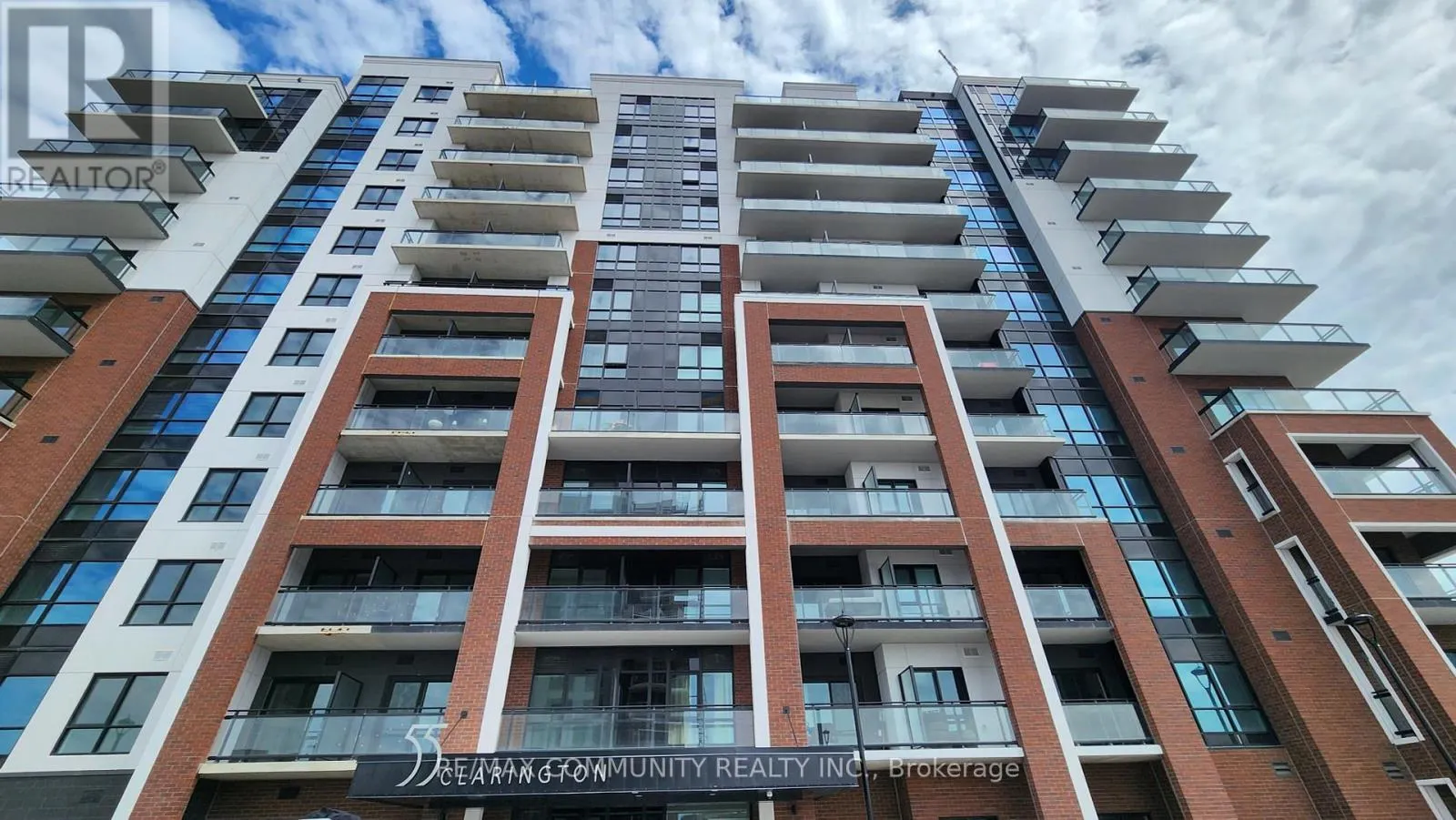 704 - 55 CLARINGTON BOULEVARD
