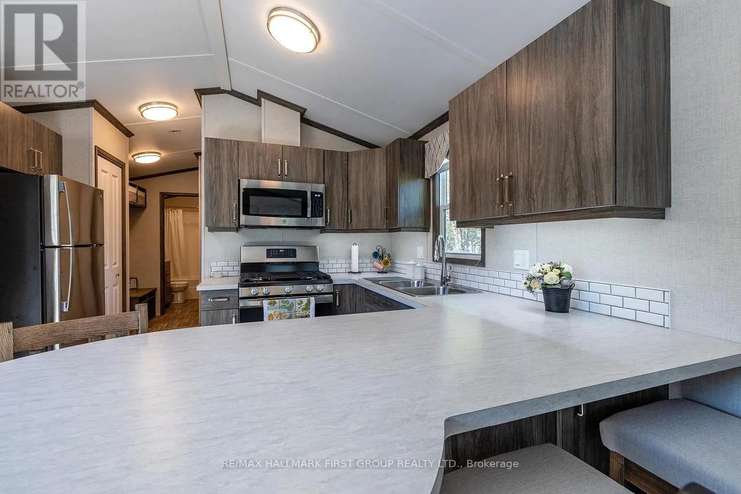 #338 - 225 PLATTEN BOULEVARD, ##338