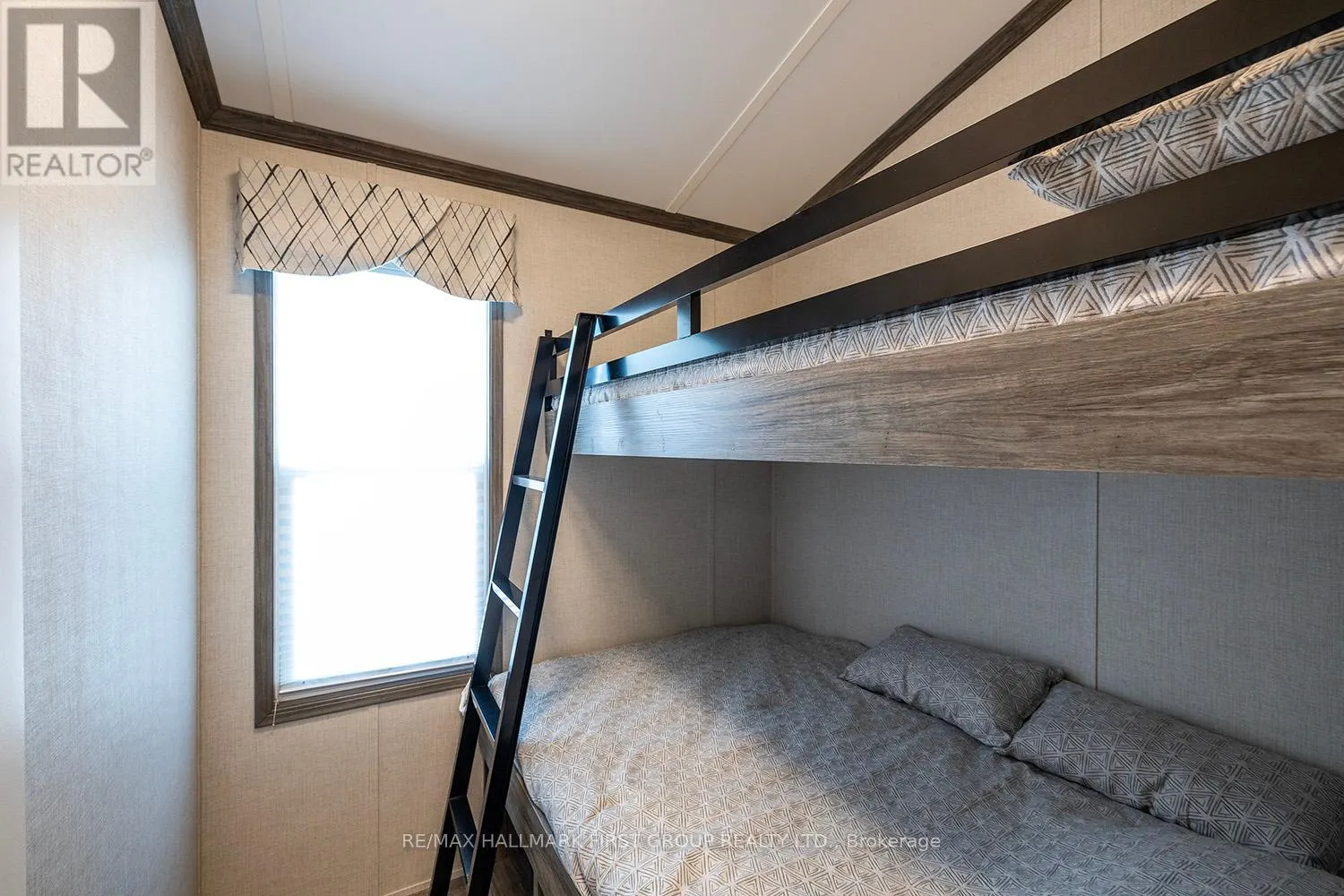 #338 - 225 PLATTEN BOULEVARD, ##338