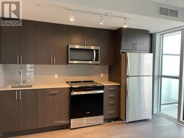 407 - 2550 SIMCOE STREET N
