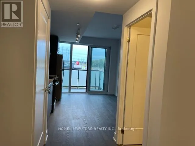 407 - 2550 SIMCOE STREET N