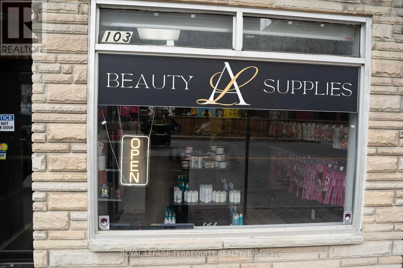 103 BROCK STREET S