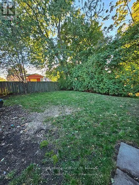 MAIN - 37 HARLAND CRESCENT