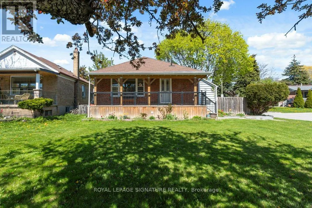 46 ILFRACOMBE CRESCENT