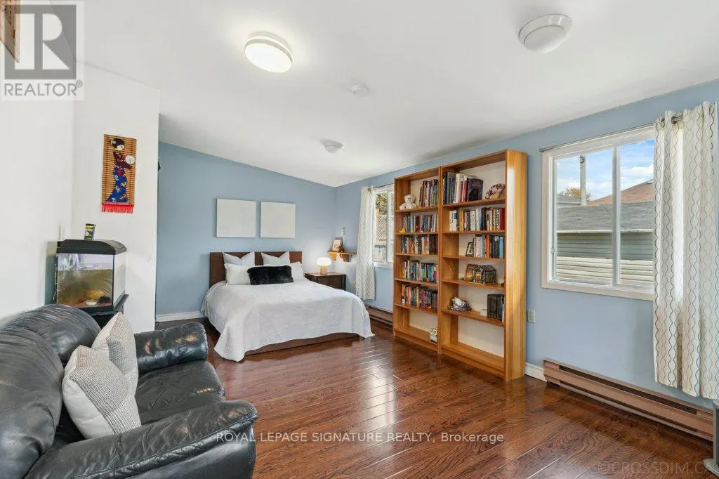 46 ILFRACOMBE CRESCENT