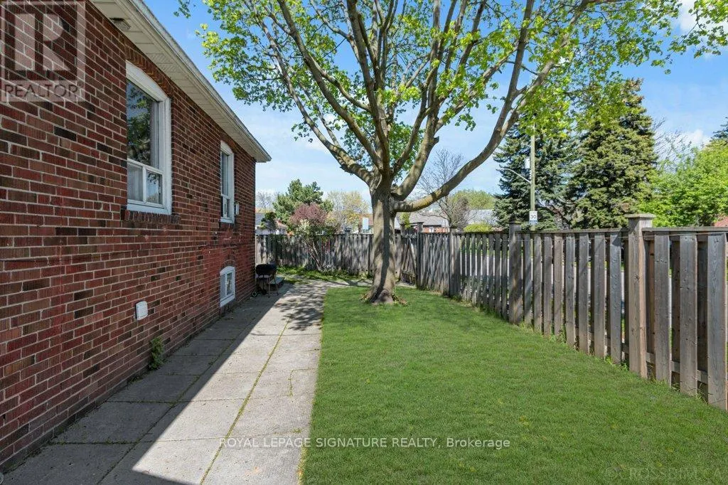 46 ILFRACOMBE CRESCENT