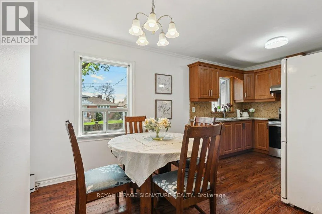 46 ILFRACOMBE CRESCENT