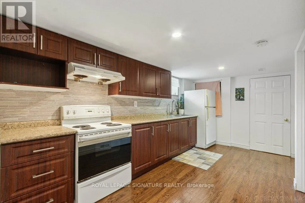 46 ILFRACOMBE CRESCENT