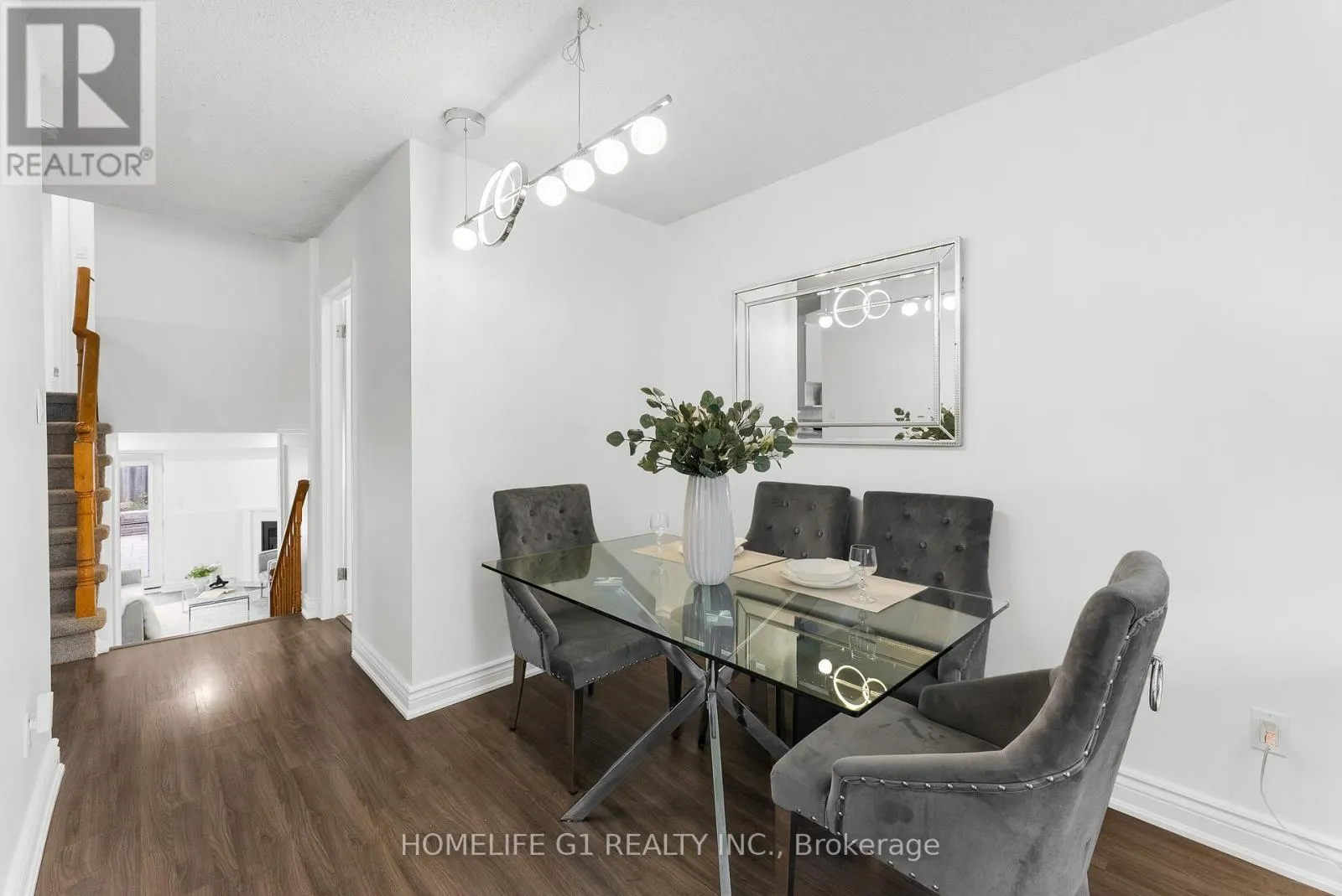 15 INGLIS AVENUE