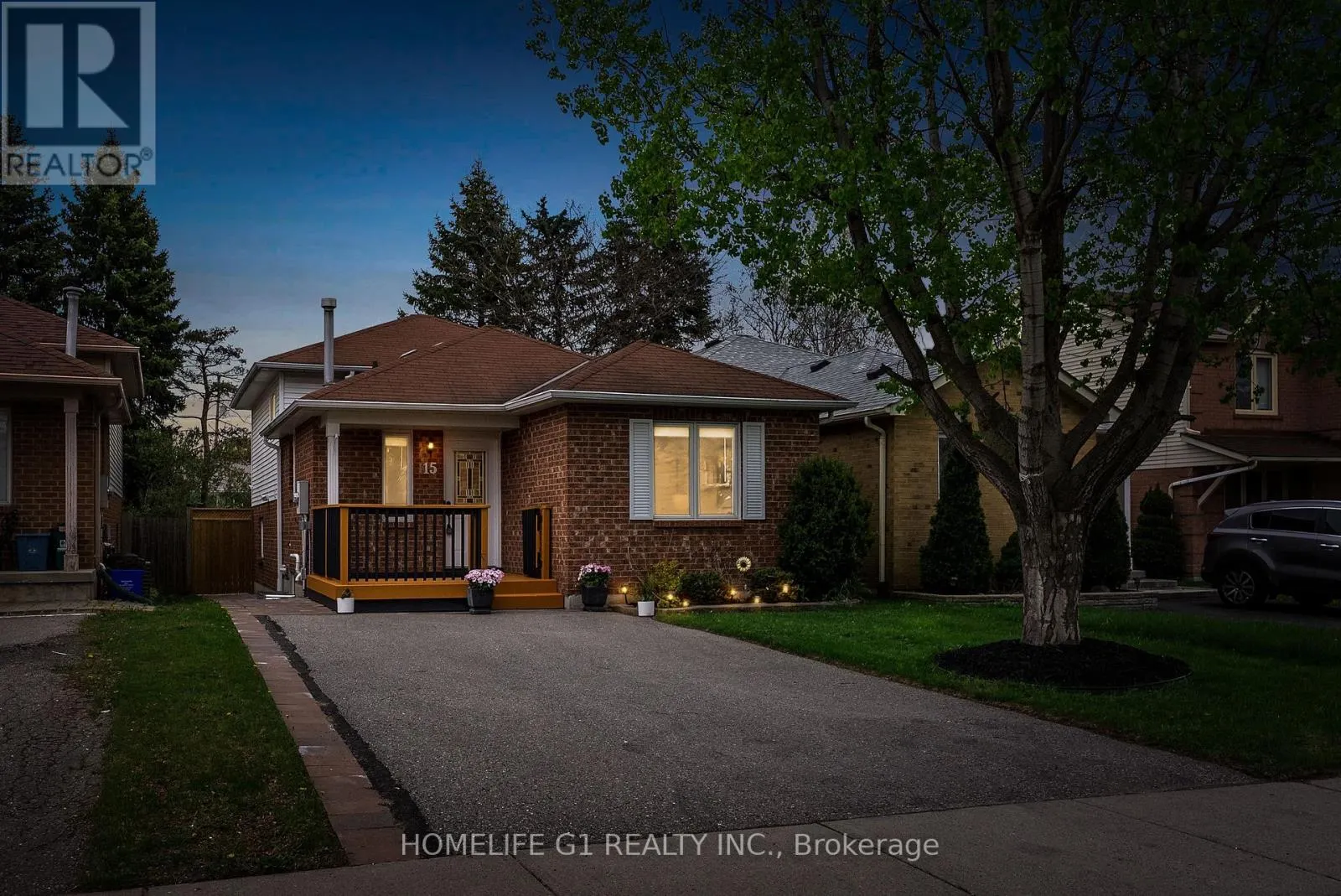 15 INGLIS AVENUE