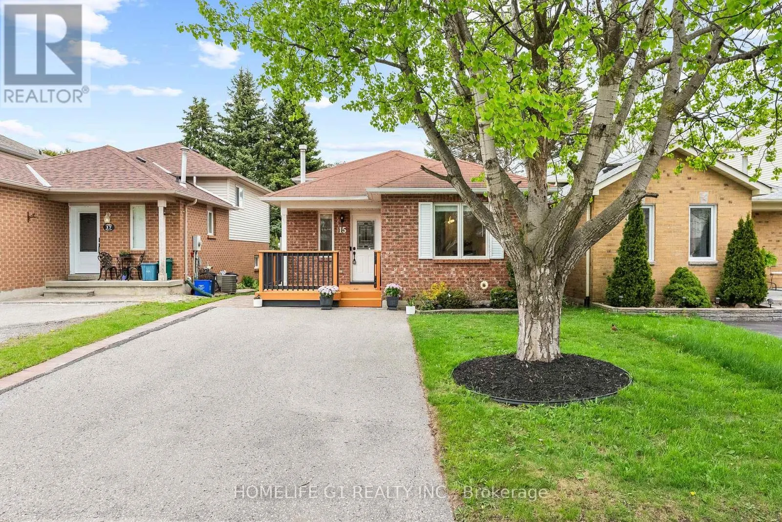 15 INGLIS AVENUE