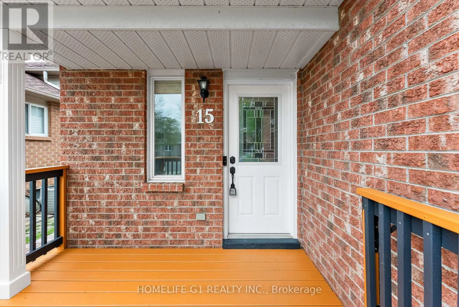 15 INGLIS AVENUE
