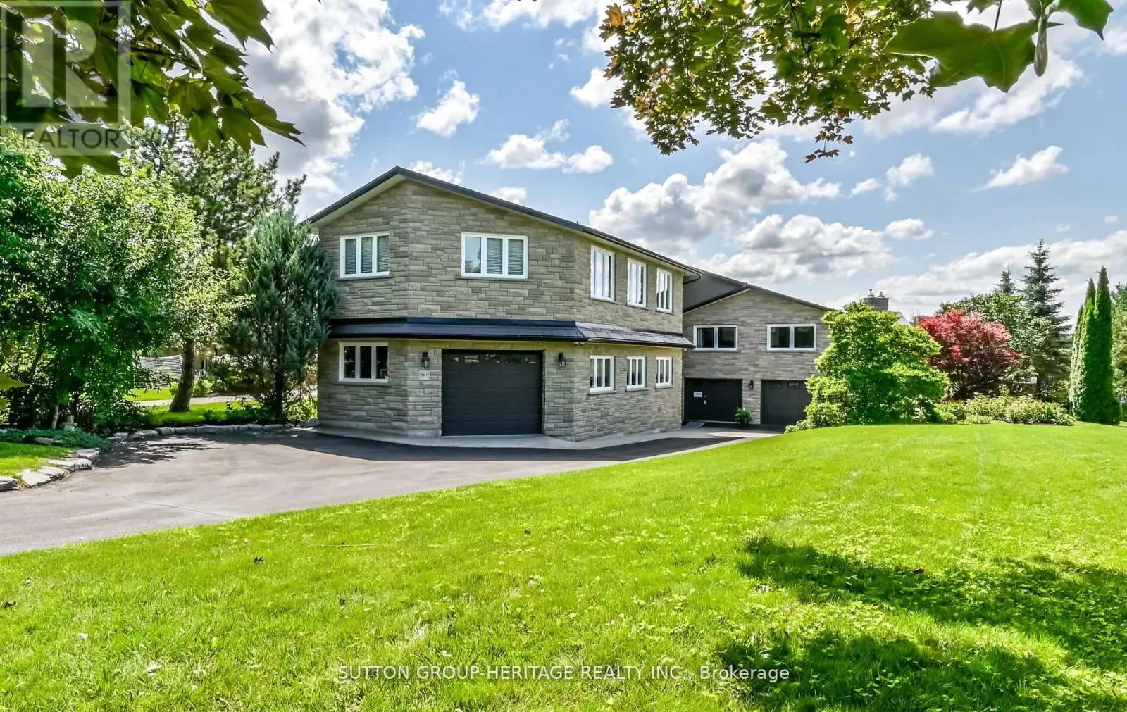 285 STEPHENSON POINT ROAD