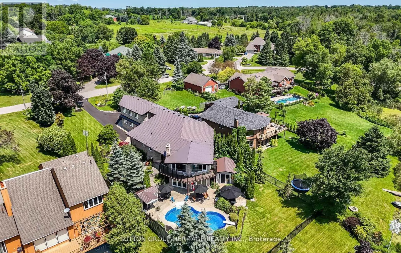 285 STEPHENSON POINT ROAD