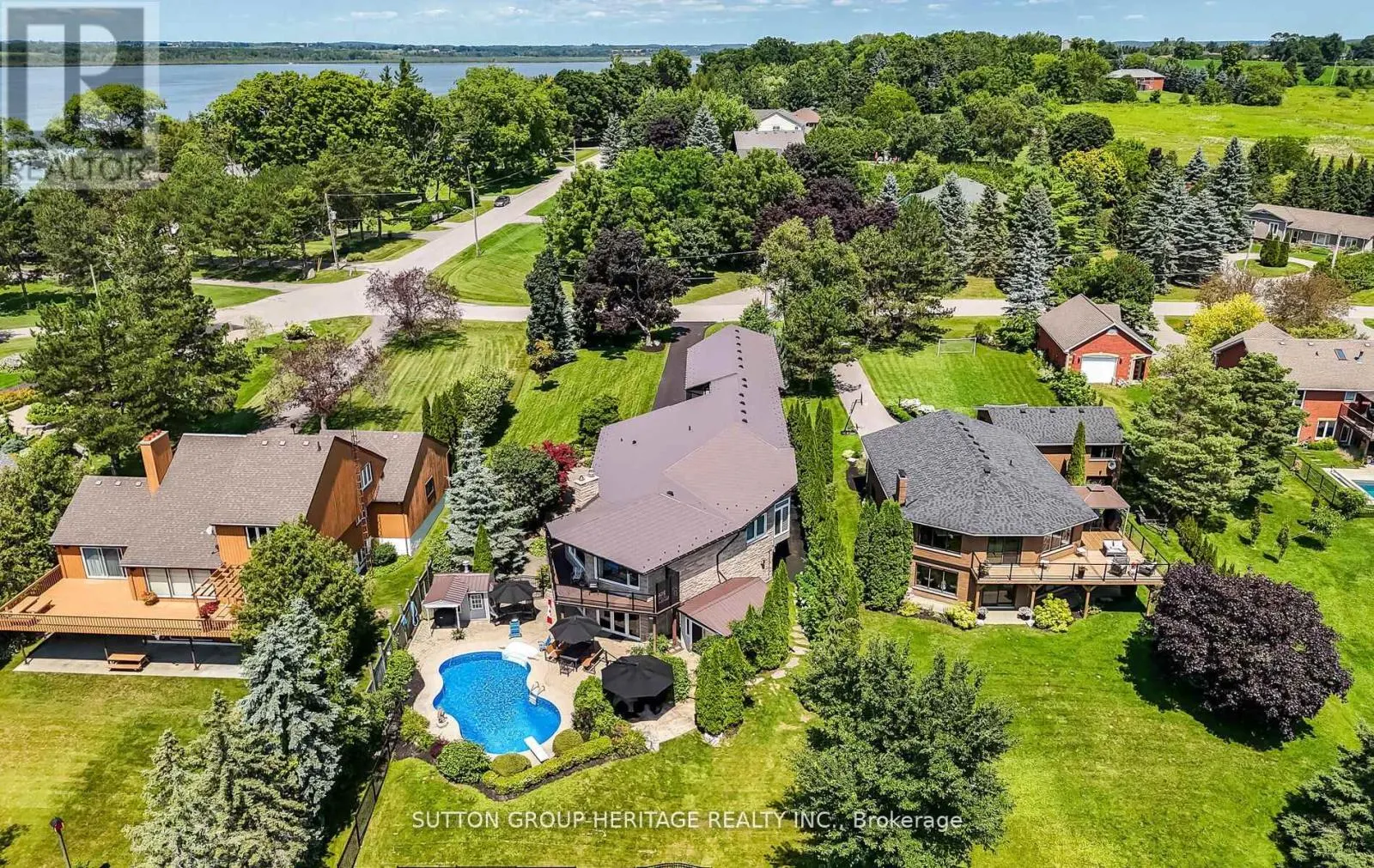 285 STEPHENSON POINT ROAD