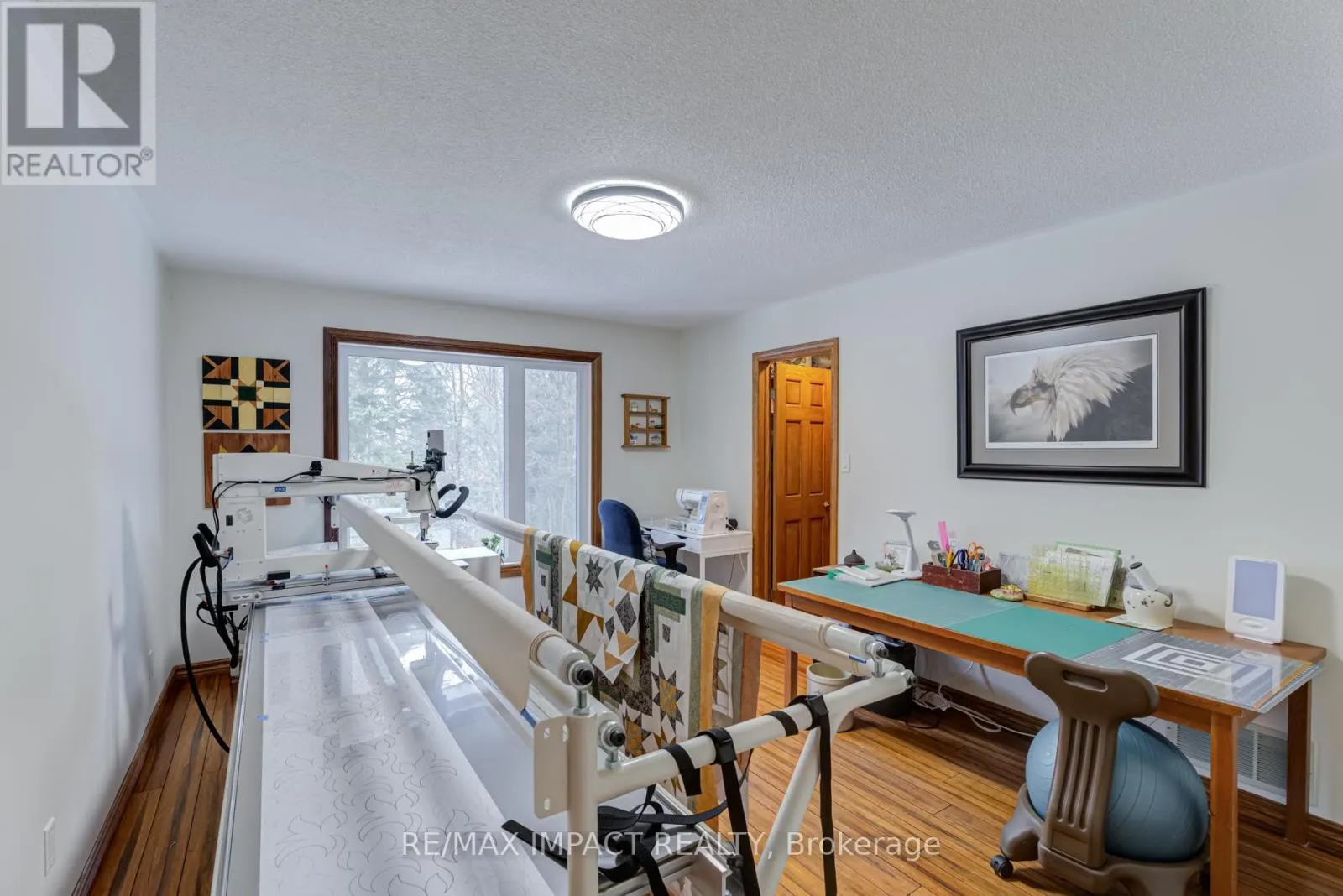 215 RAGLAN ROAD W