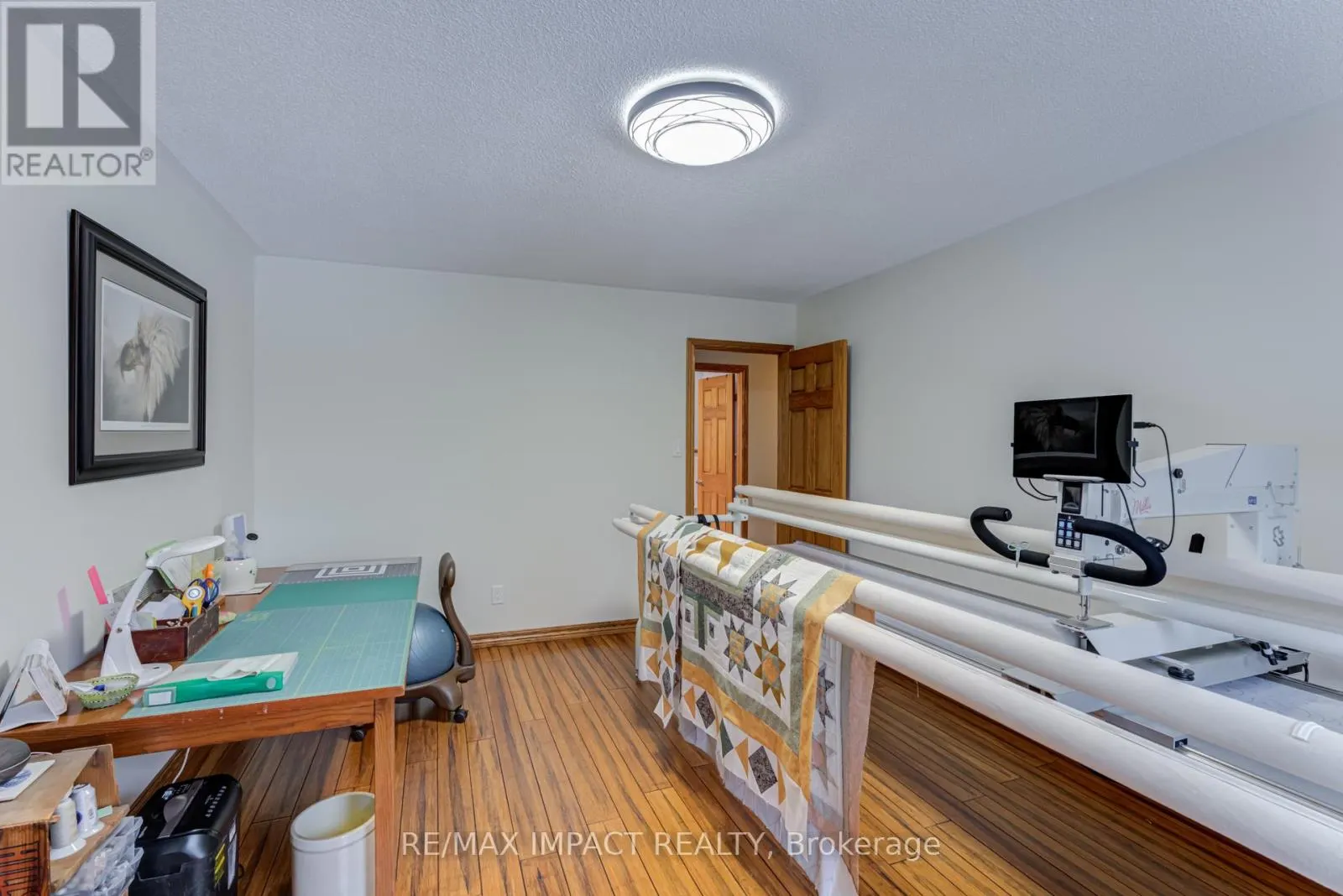 215 RAGLAN ROAD W