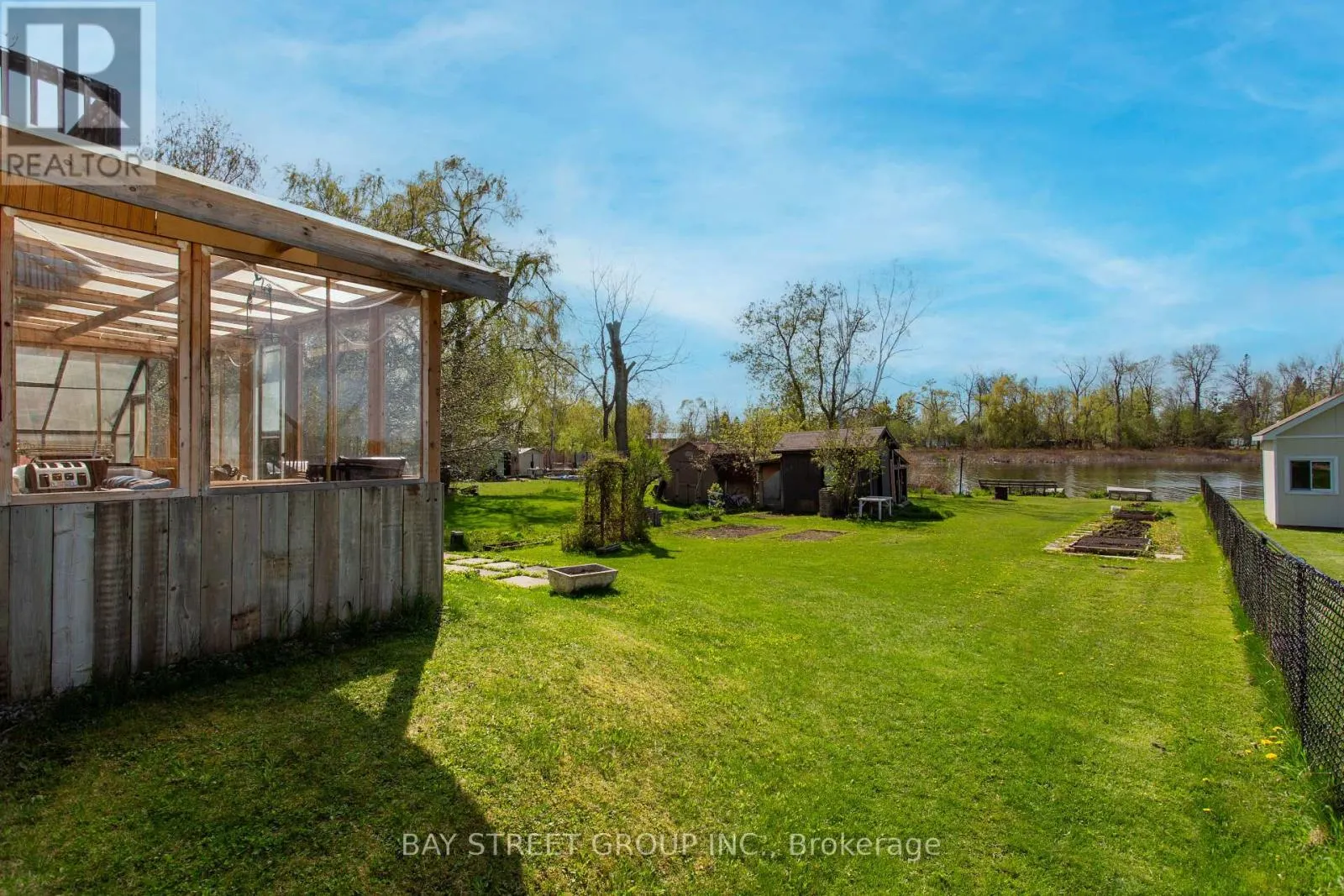 568 VIEW LAKE ROAD