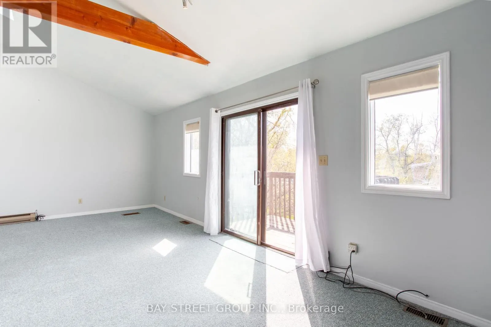 568 VIEW LAKE ROAD