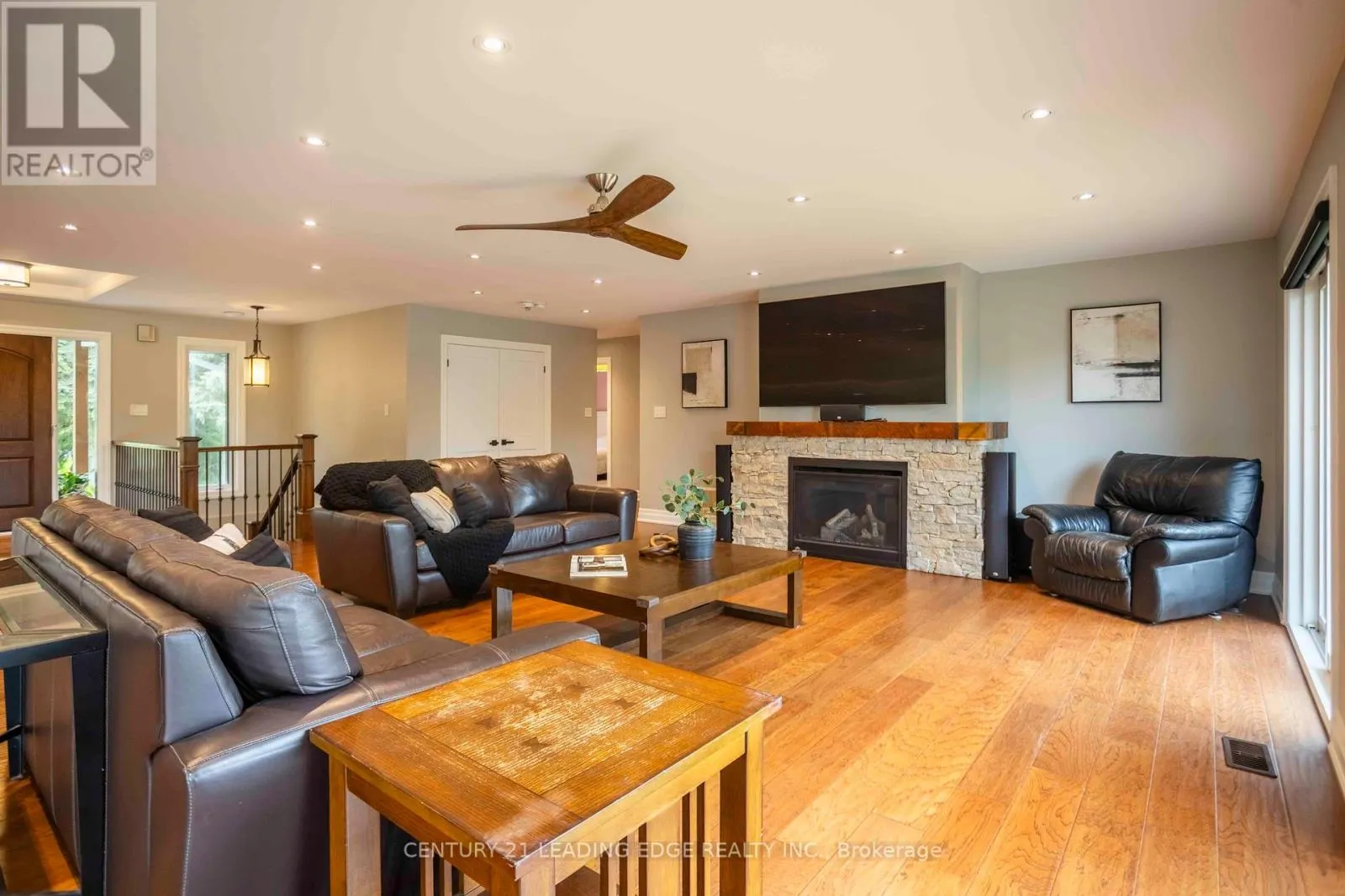 835 BRAWLEY ROAD W