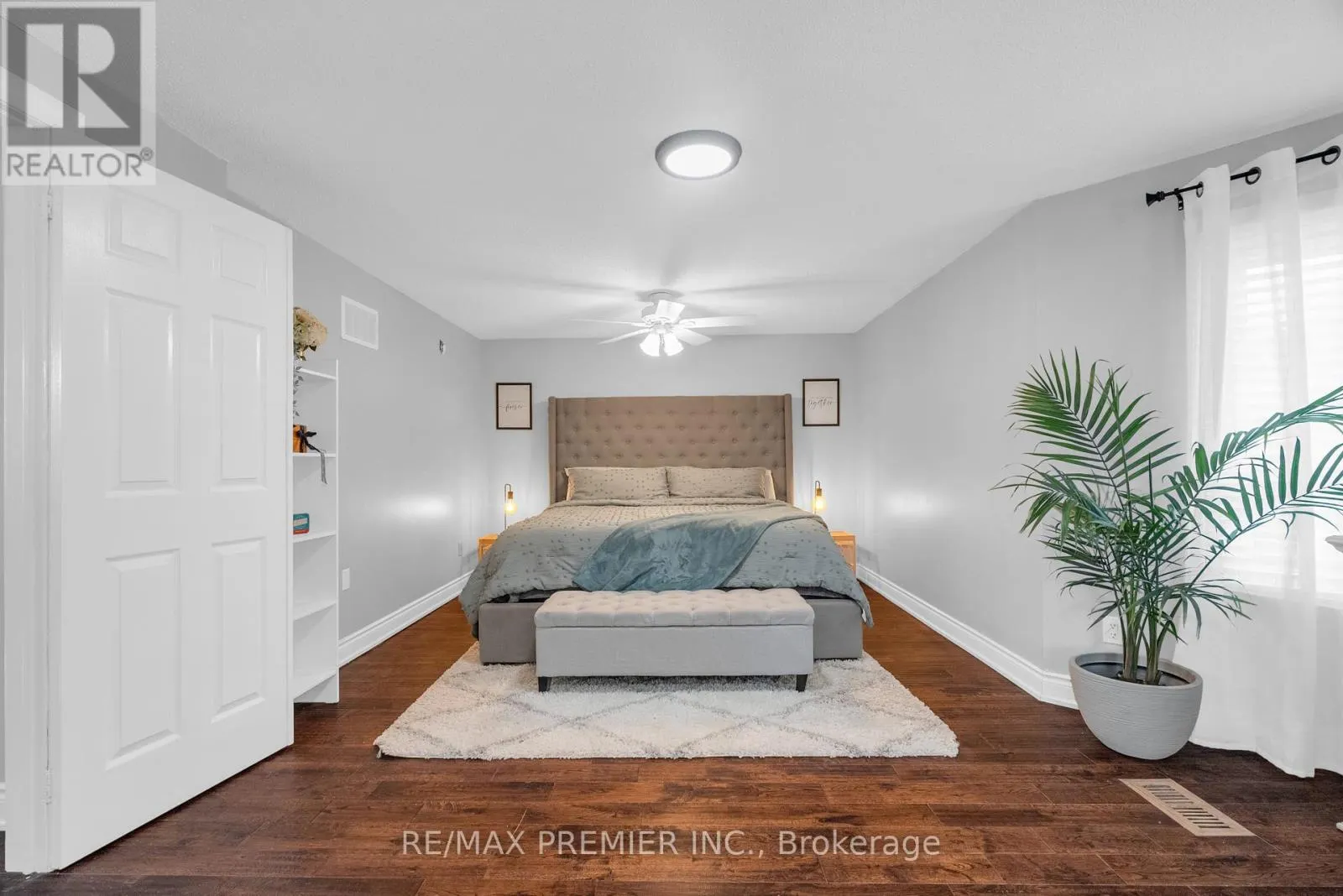 59 GLENABBEY DRIVE