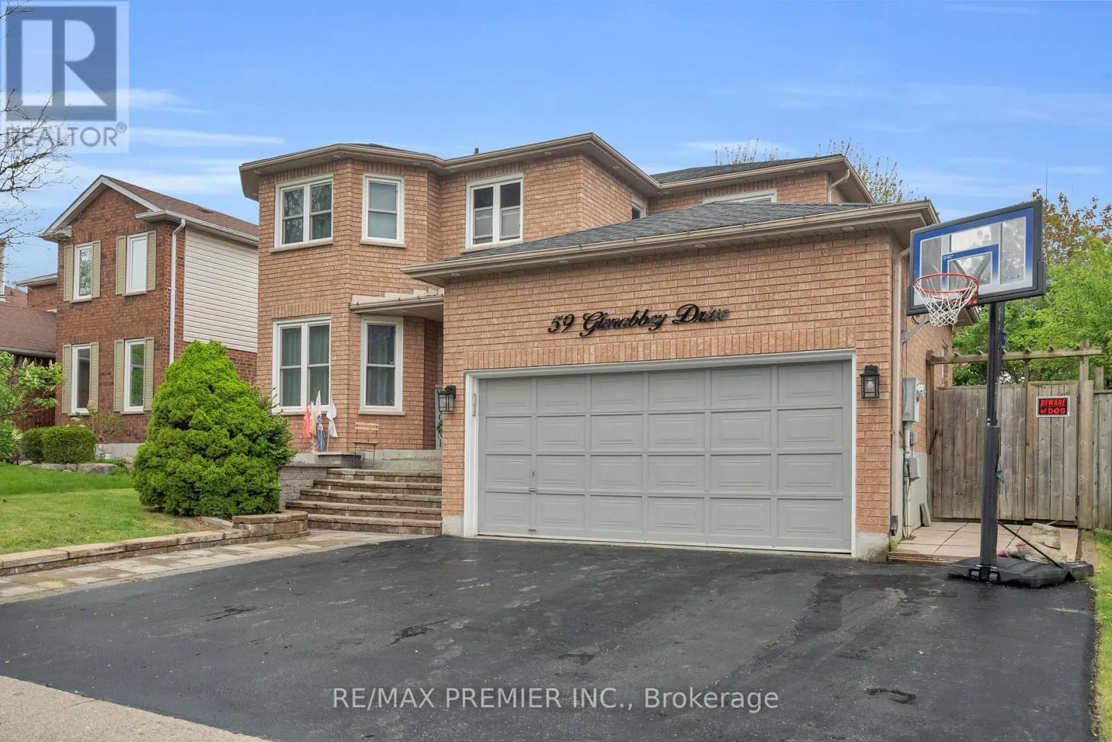 59 GLENABBEY DRIVE
