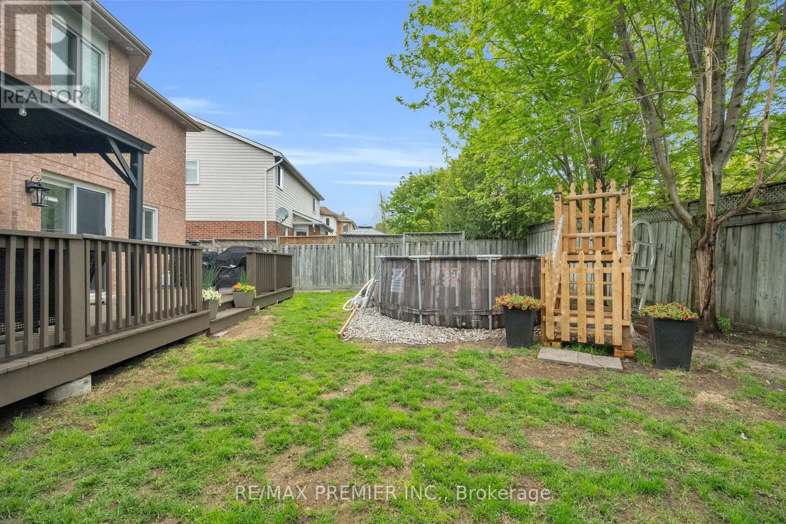59 GLENABBEY DRIVE
