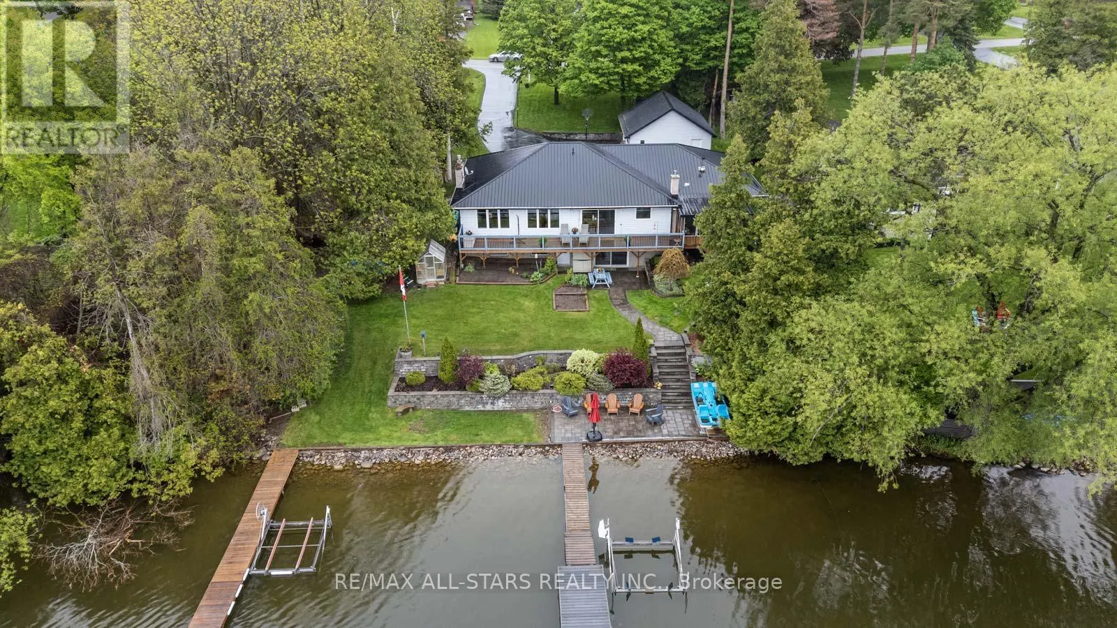 231 STEPHENSON POINT ROAD