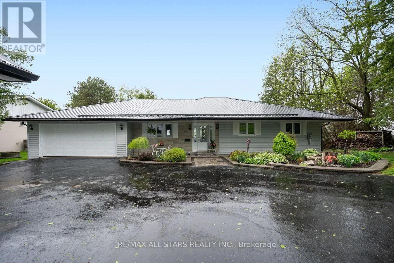231 STEPHENSON POINT ROAD
