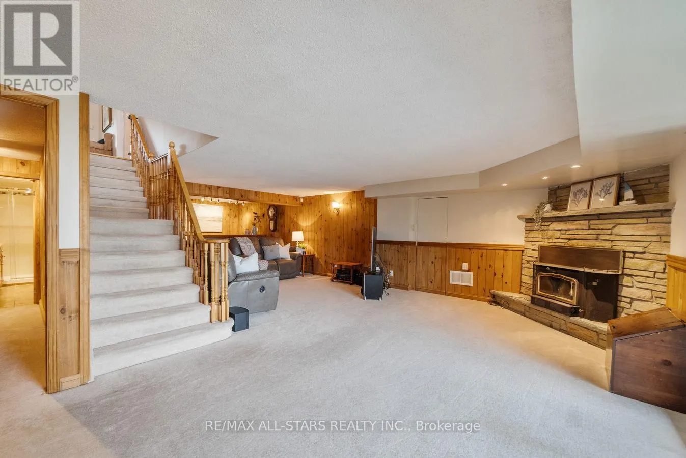 231 STEPHENSON POINT ROAD