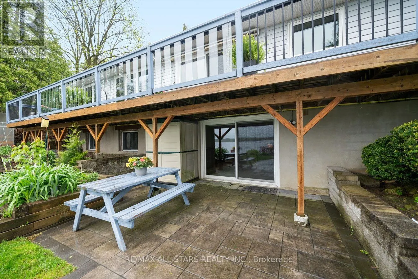 231 STEPHENSON POINT ROAD
