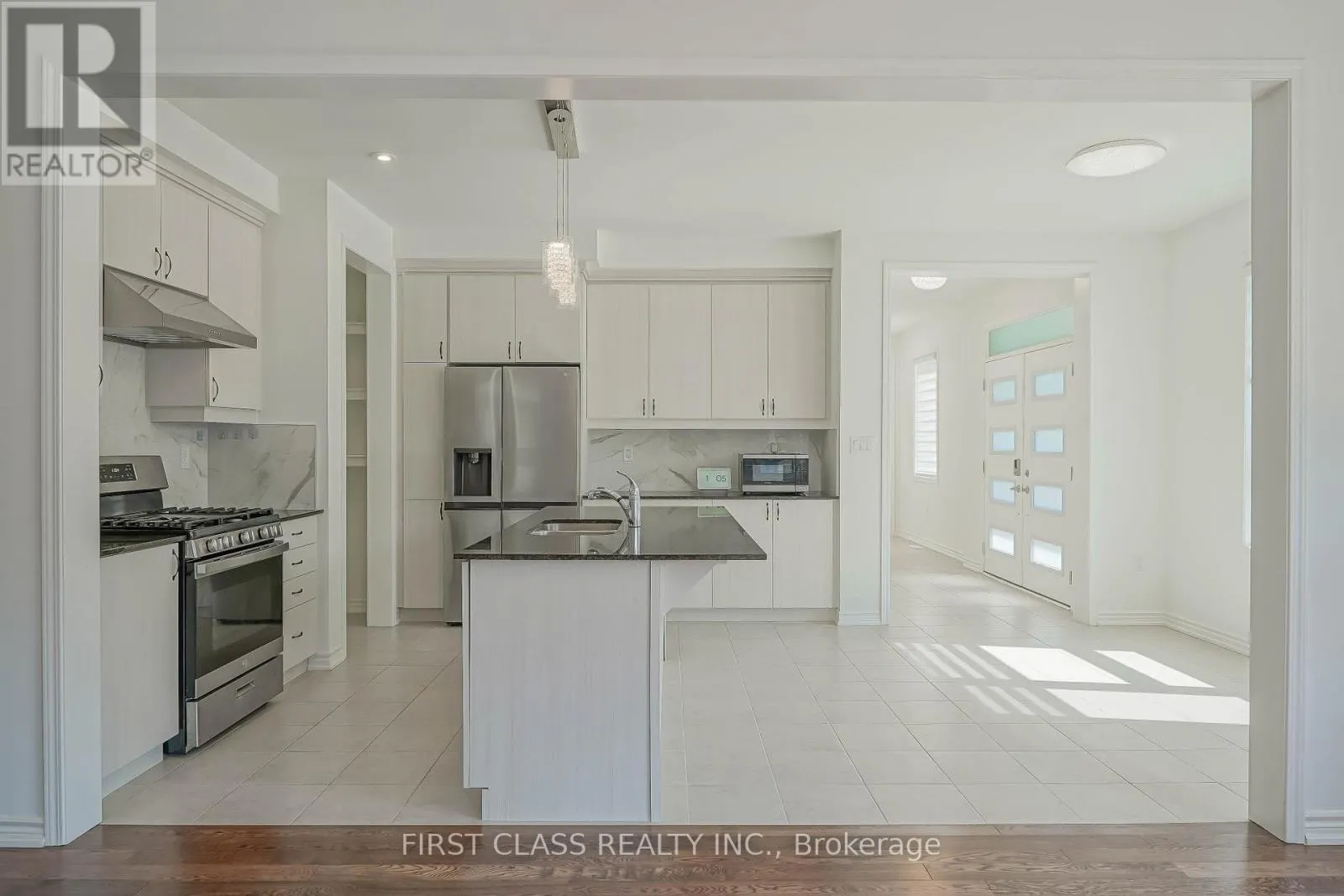 1475 MOCKINGBIRD SQUARE