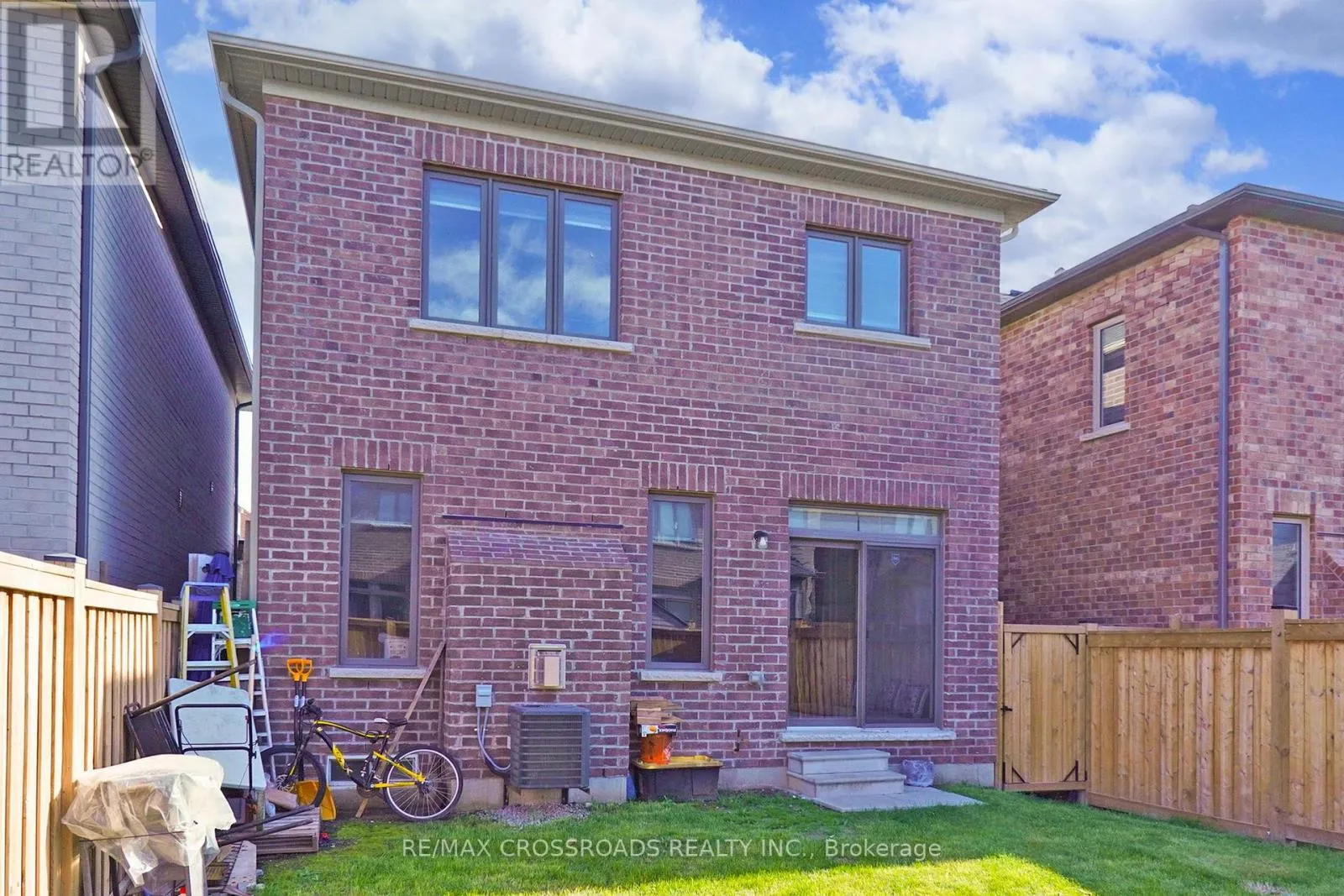 14 OGSTON CRESCENT
