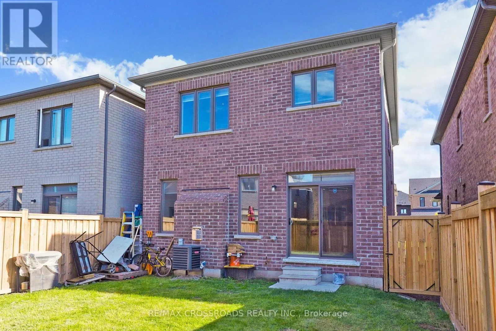 14 OGSTON CRESCENT