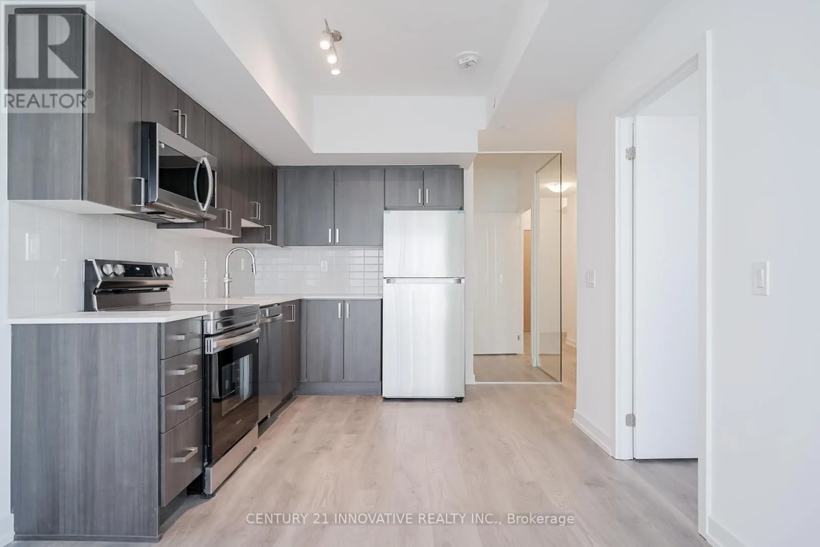 1703 - 1435 CELEBRATION DRIVE